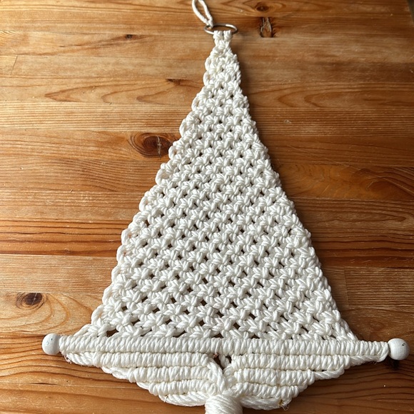 Vintage Macrame Christmas Tree Wall Decor - Picture 3 of 5